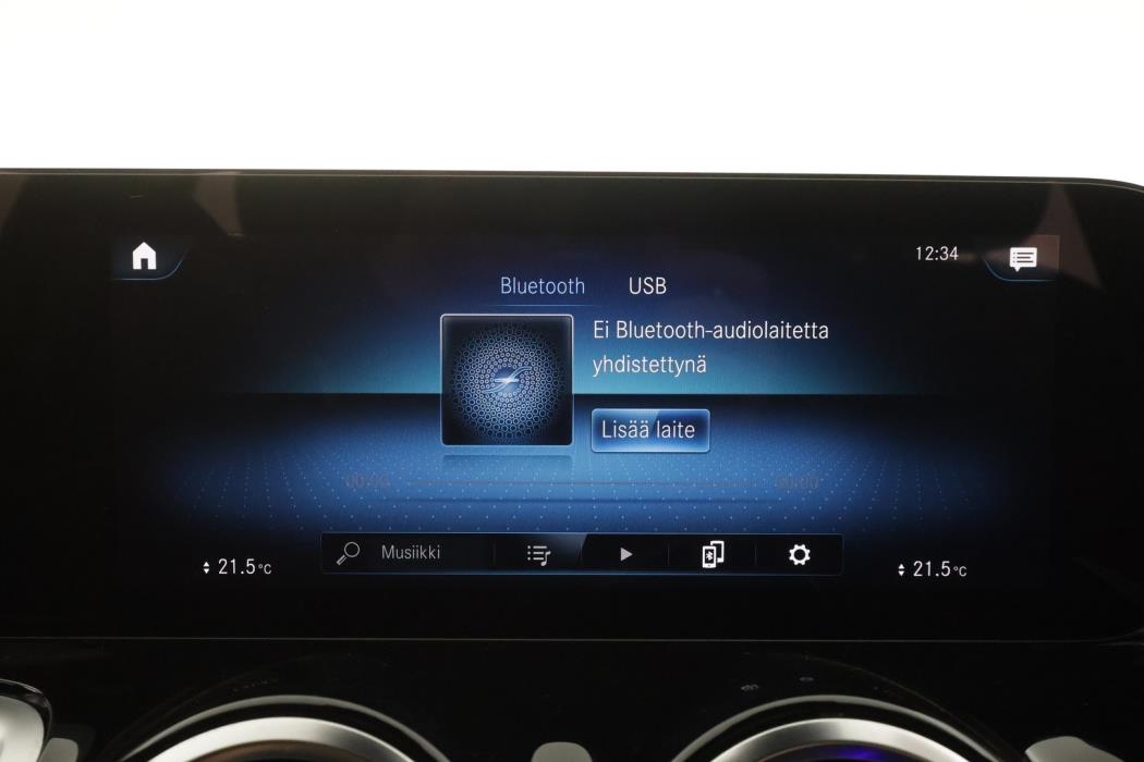 MERCEDES-BENZ EQB 2023