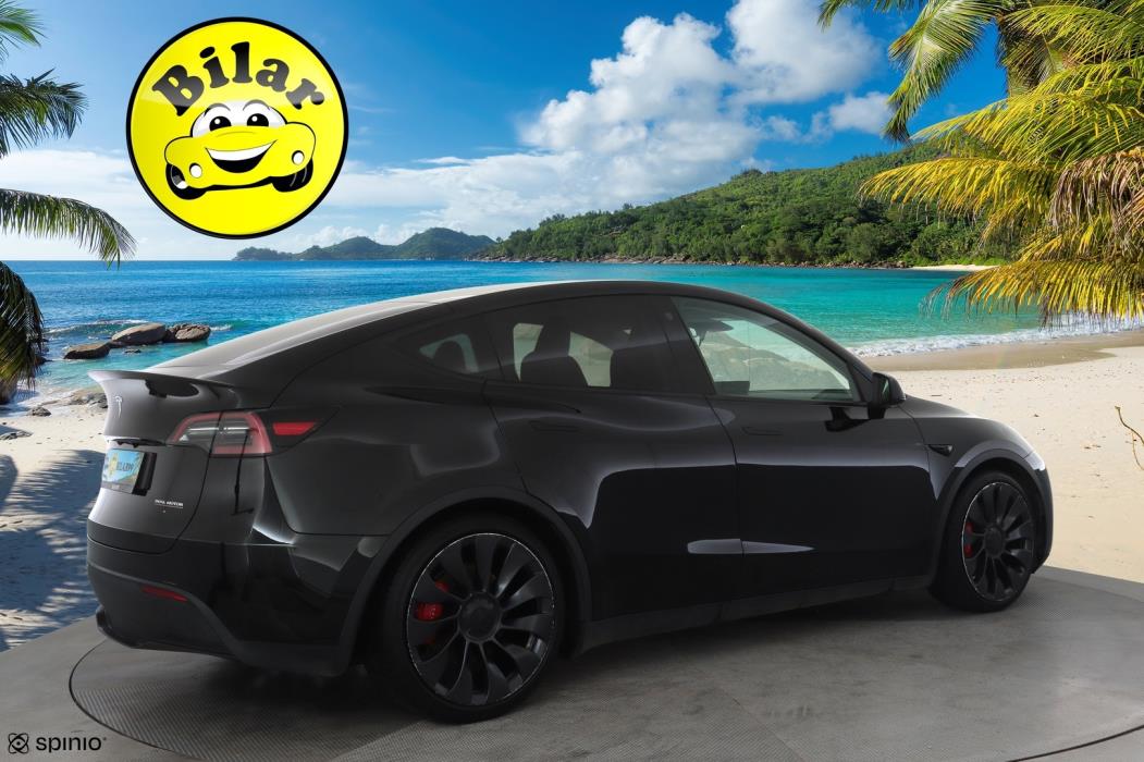 TESLA Model Y 2023