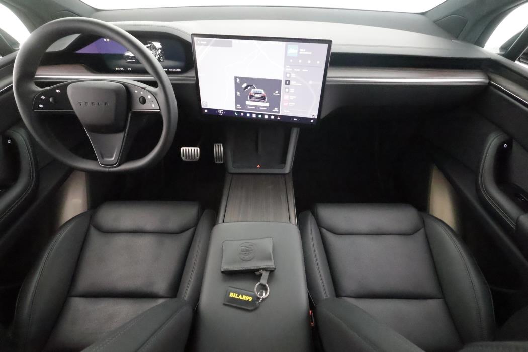 TESLA MODEL X 2025