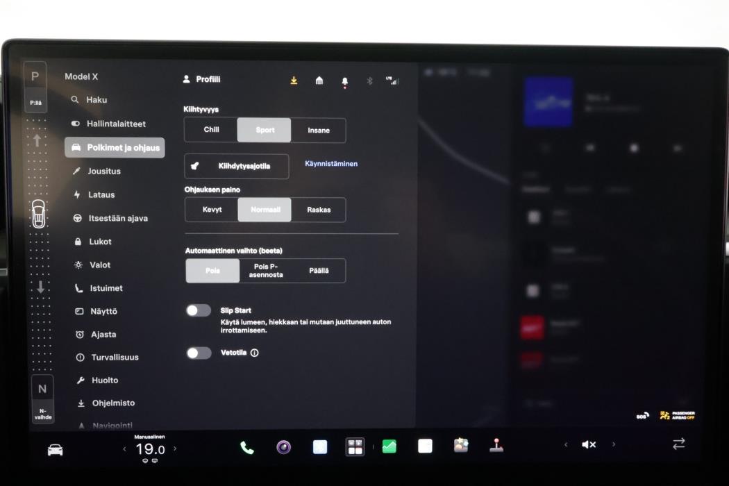 TESLA MODEL X 2025