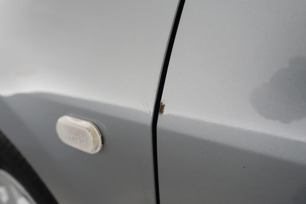 NISSAN Tiida 2010