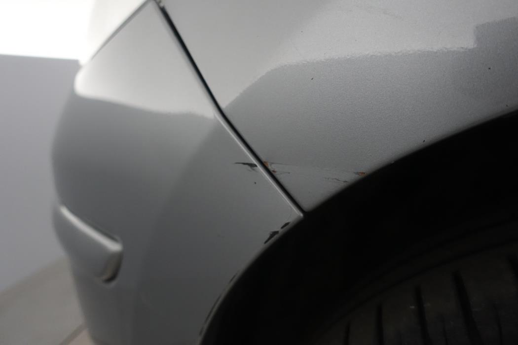 NISSAN Tiida 2010