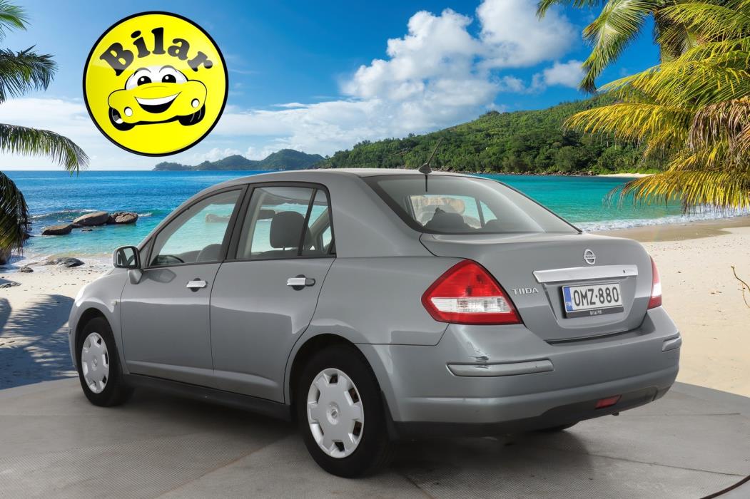 NISSAN Tiida 2010