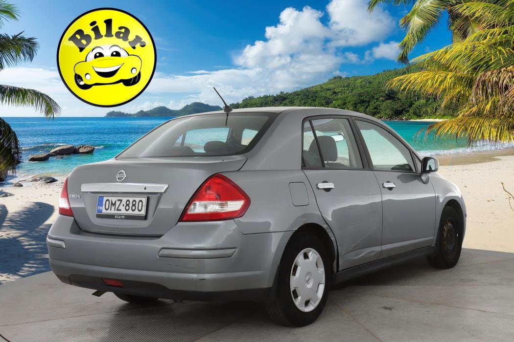 NISSAN Tiida 2010