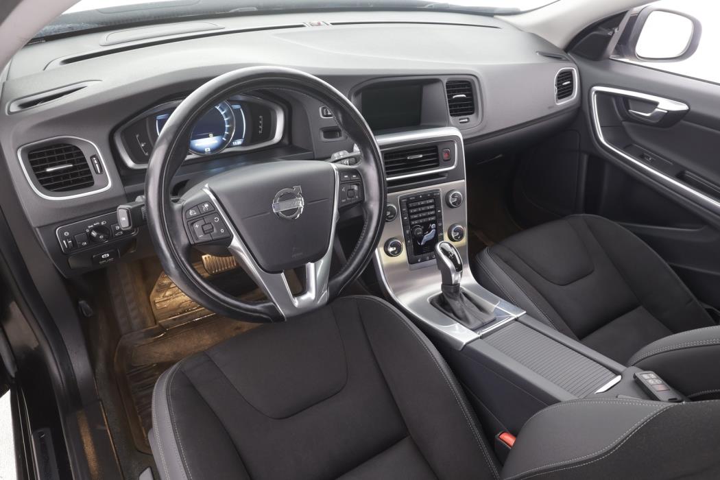 VOLVO V60 2014