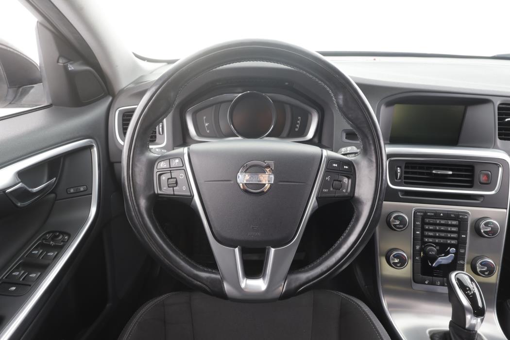VOLVO V60 2014