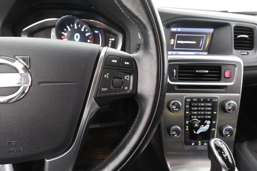 VOLVO V60 2014