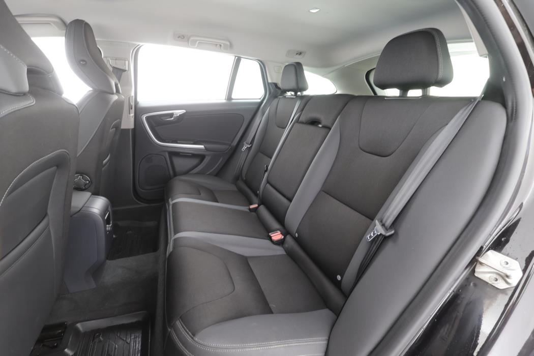 VOLVO V60 2014