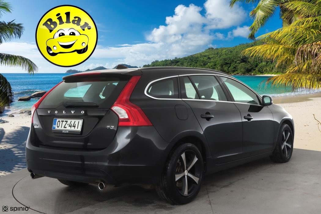 VOLVO V60 2014