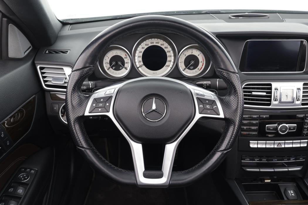 MERCEDES-BENZ E 2013
