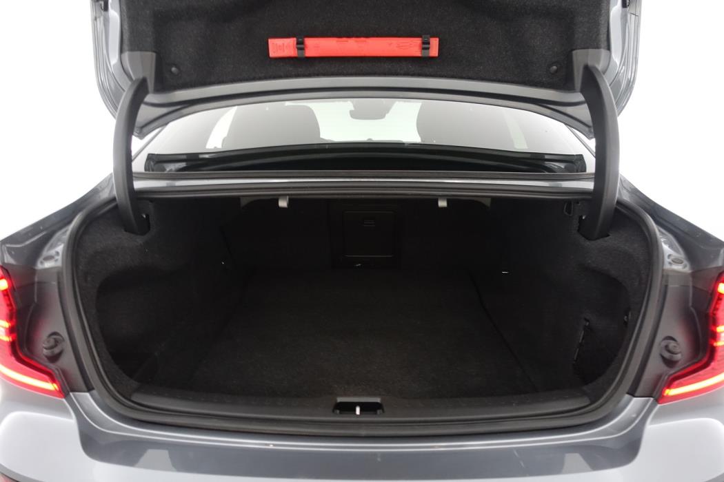VOLVO S60 2020