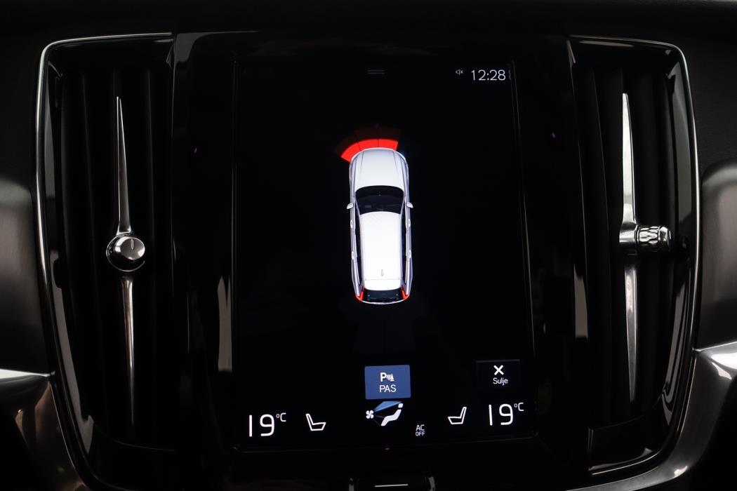 VOLVO V90 2019