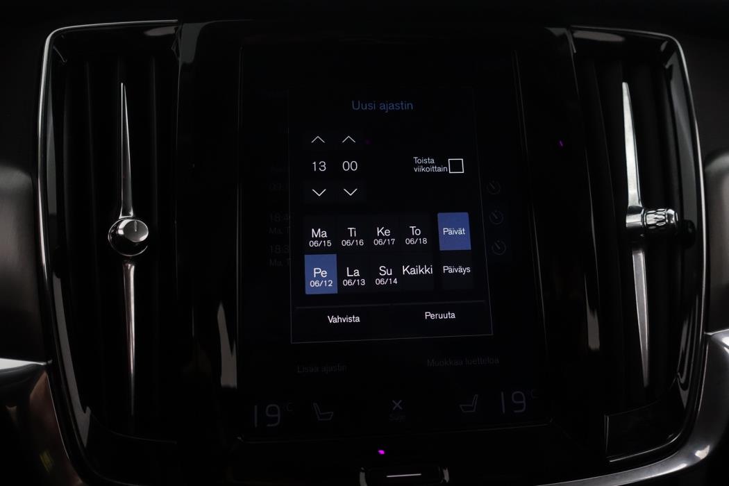 VOLVO V90 2019