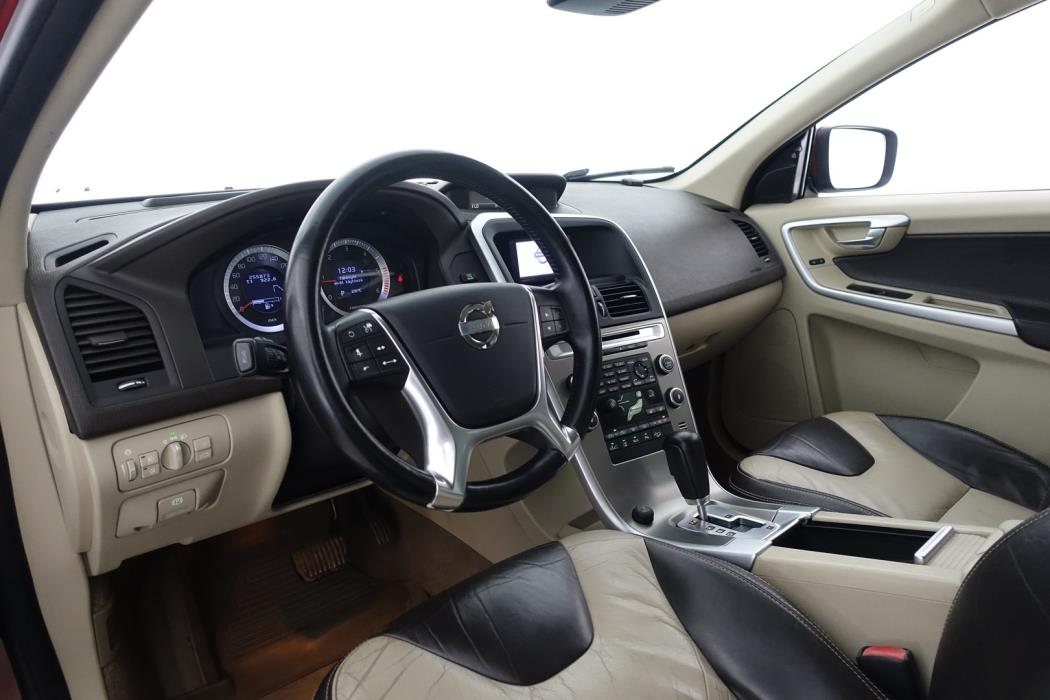 VOLVO XC60 2010