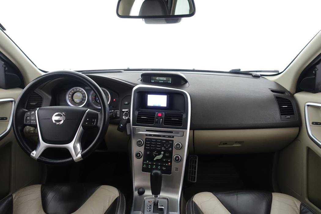 VOLVO XC60 2010
