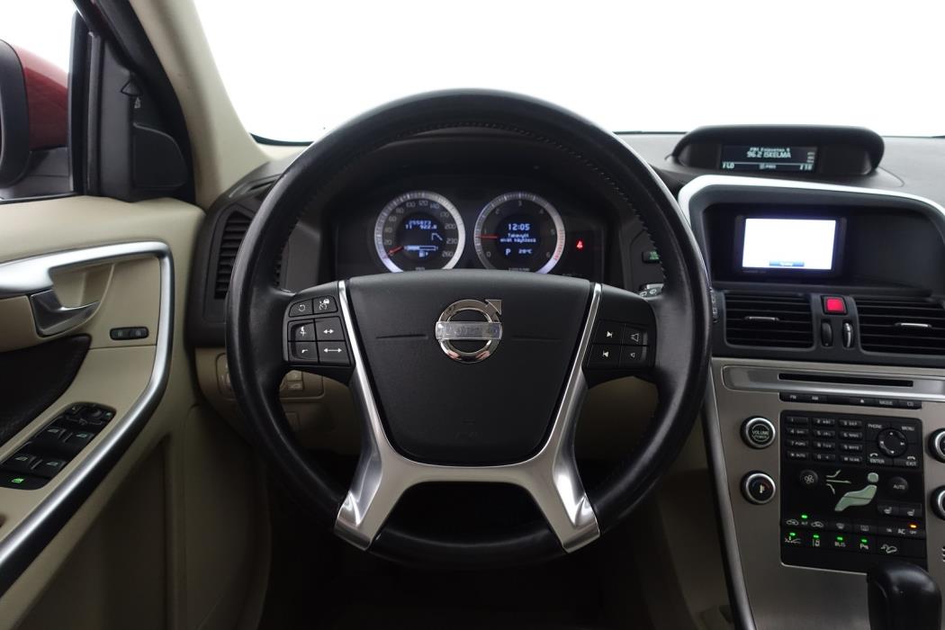 VOLVO XC60 2010