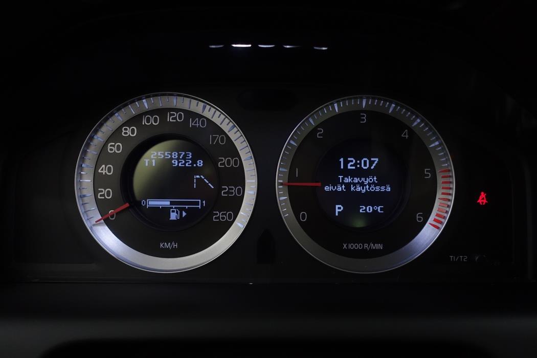 VOLVO XC60 2010