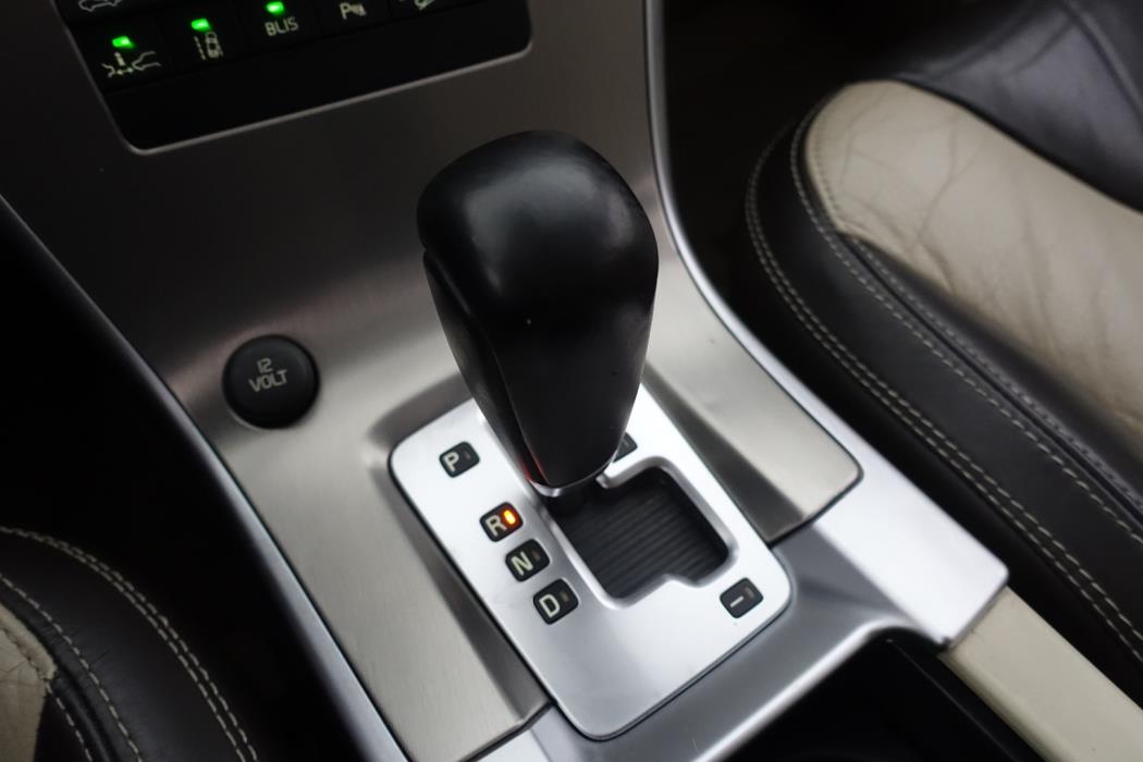 VOLVO XC60 2010