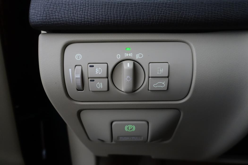 VOLVO XC60 2010