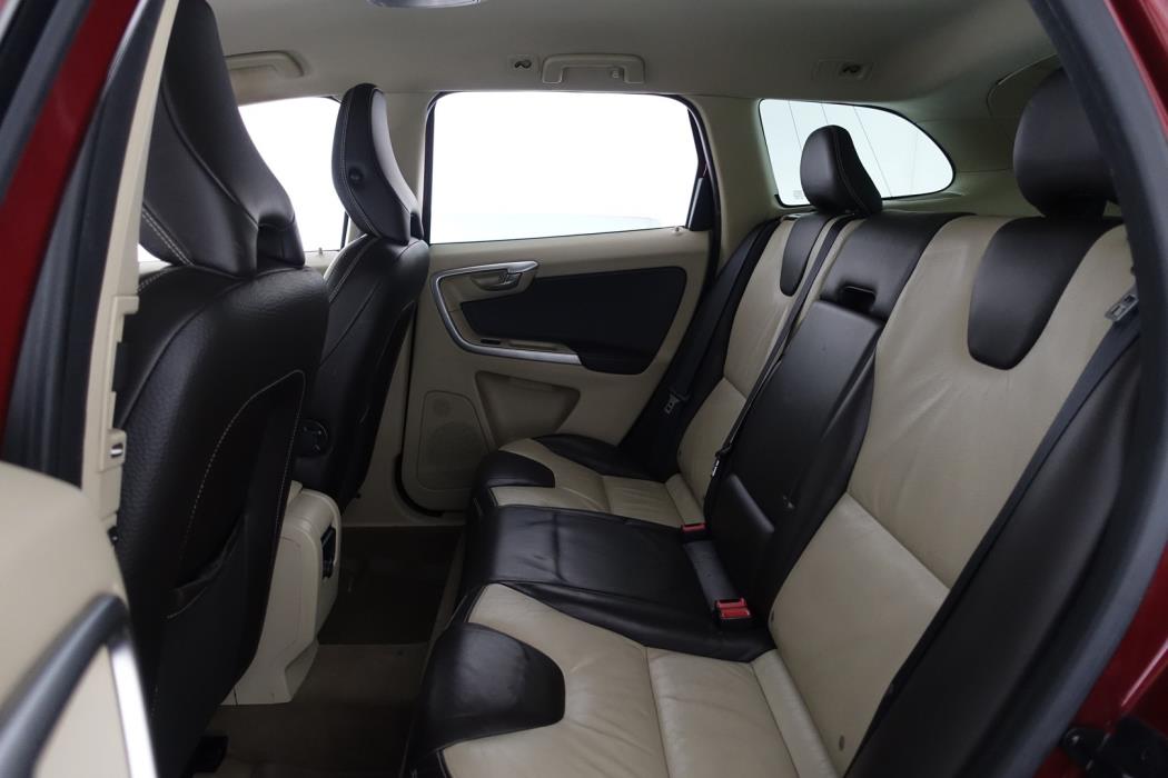 VOLVO XC60 2010