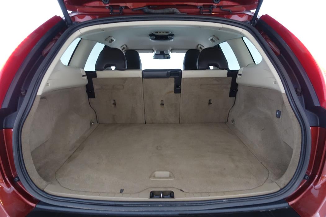 VOLVO XC60 2010