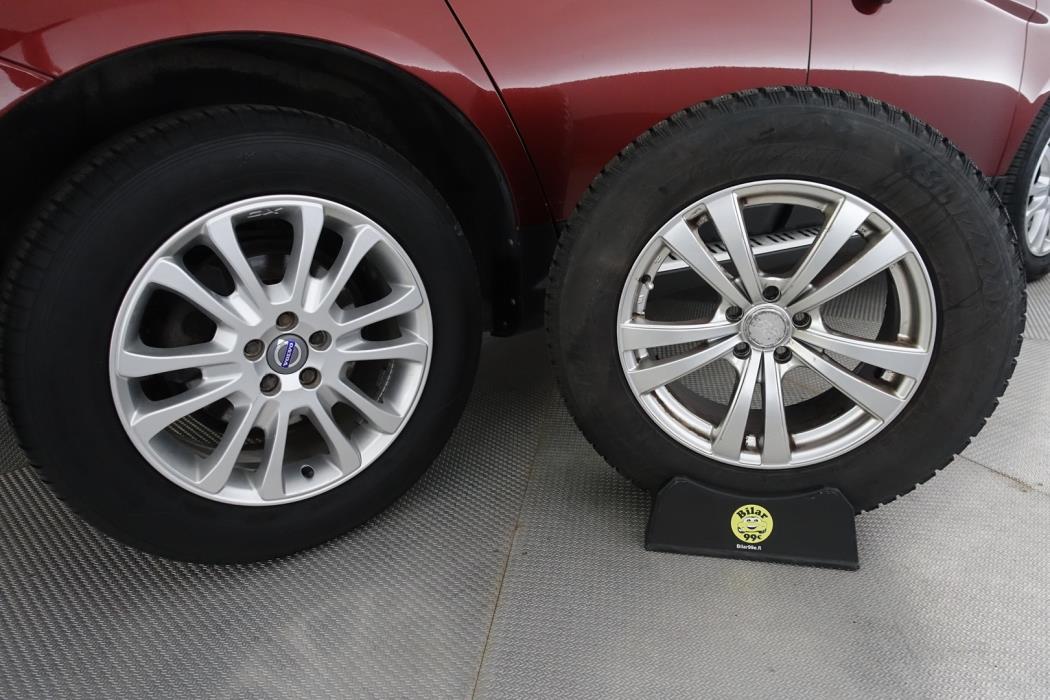 VOLVO XC60 2010