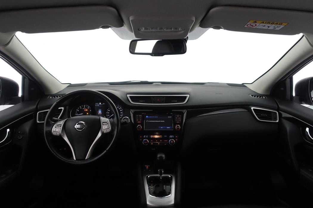 NISSAN Qashqai 2015