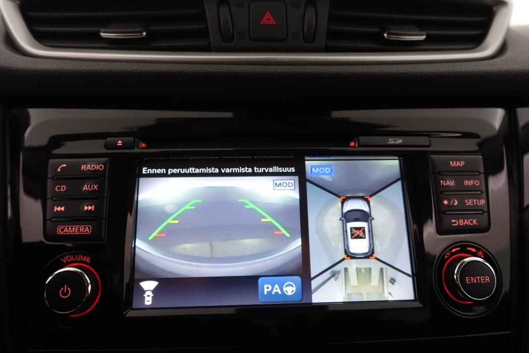 NISSAN Qashqai 2015