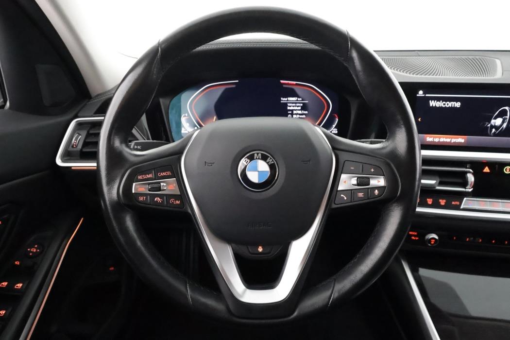 BMW 320 2022