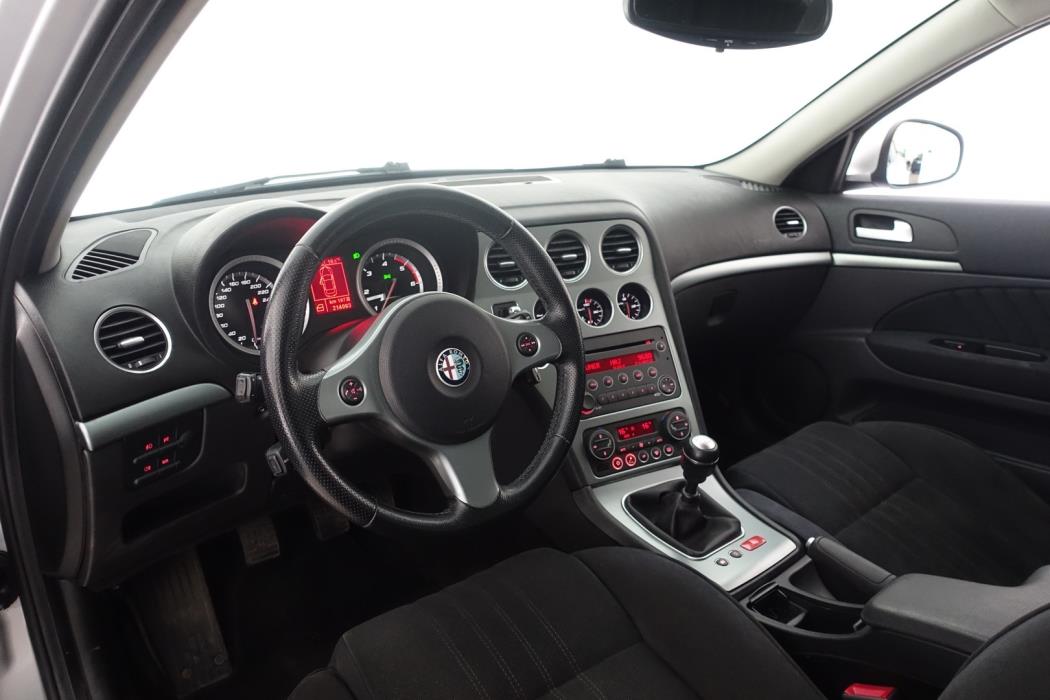 ALFA ROMEO 159 2011