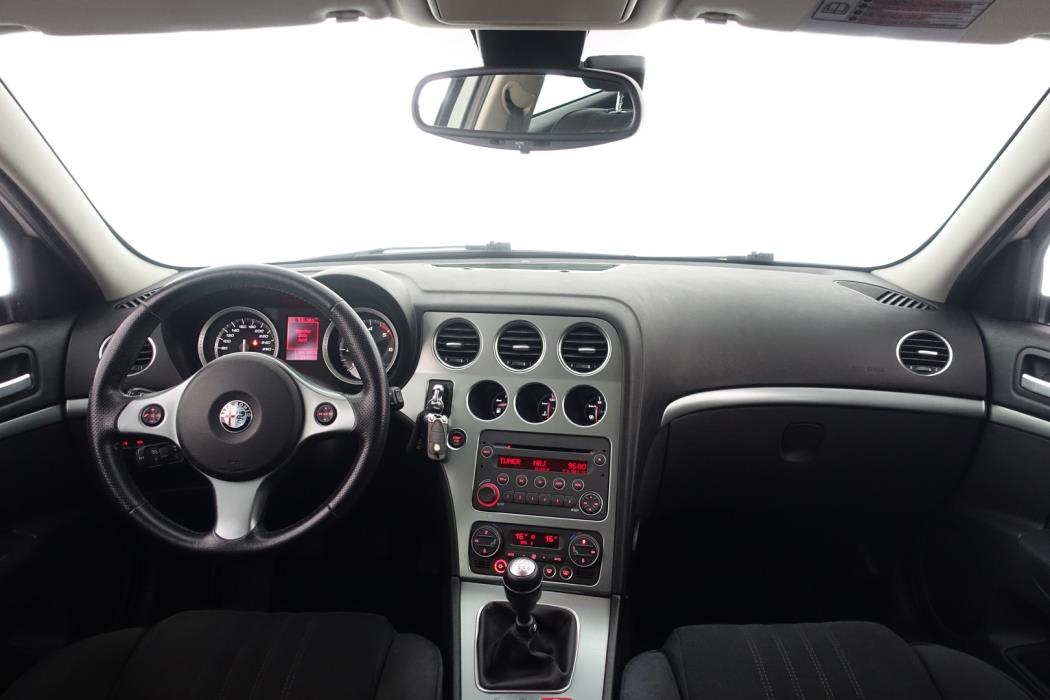 ALFA ROMEO 159 2011