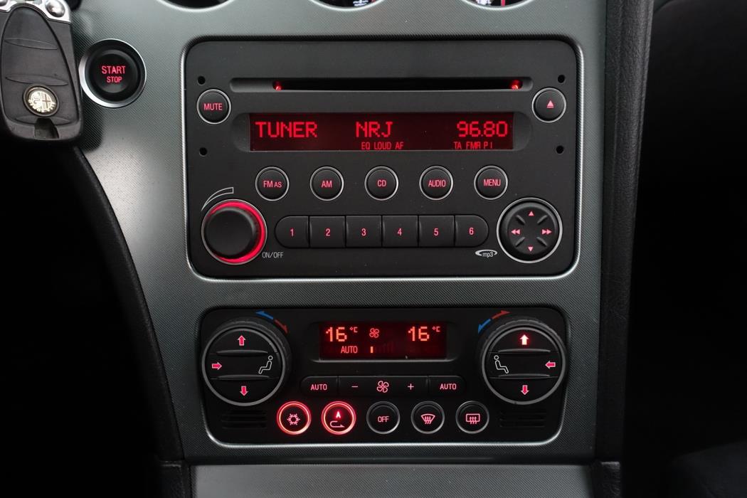 ALFA ROMEO 159 2011