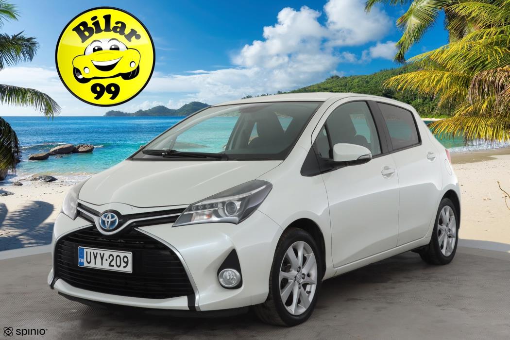 TOYOTA Yaris 2015