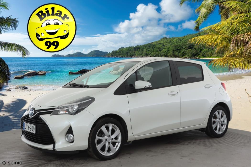 TOYOTA Yaris 2015
