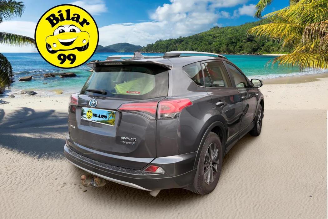 TOYOTA RAV4 2017