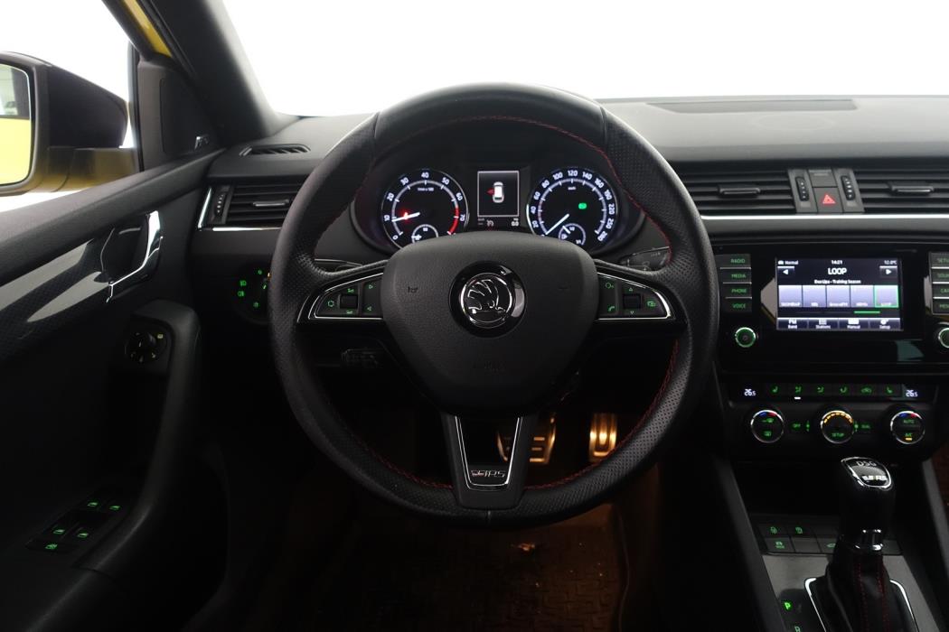 SKODA Octavia 2014