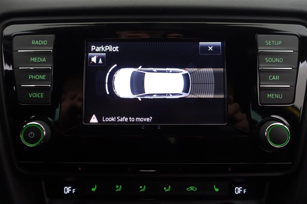 SKODA Octavia 2014