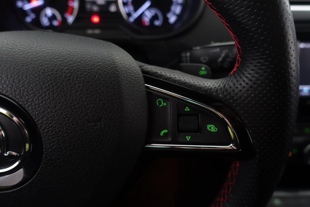 SKODA Octavia 2014