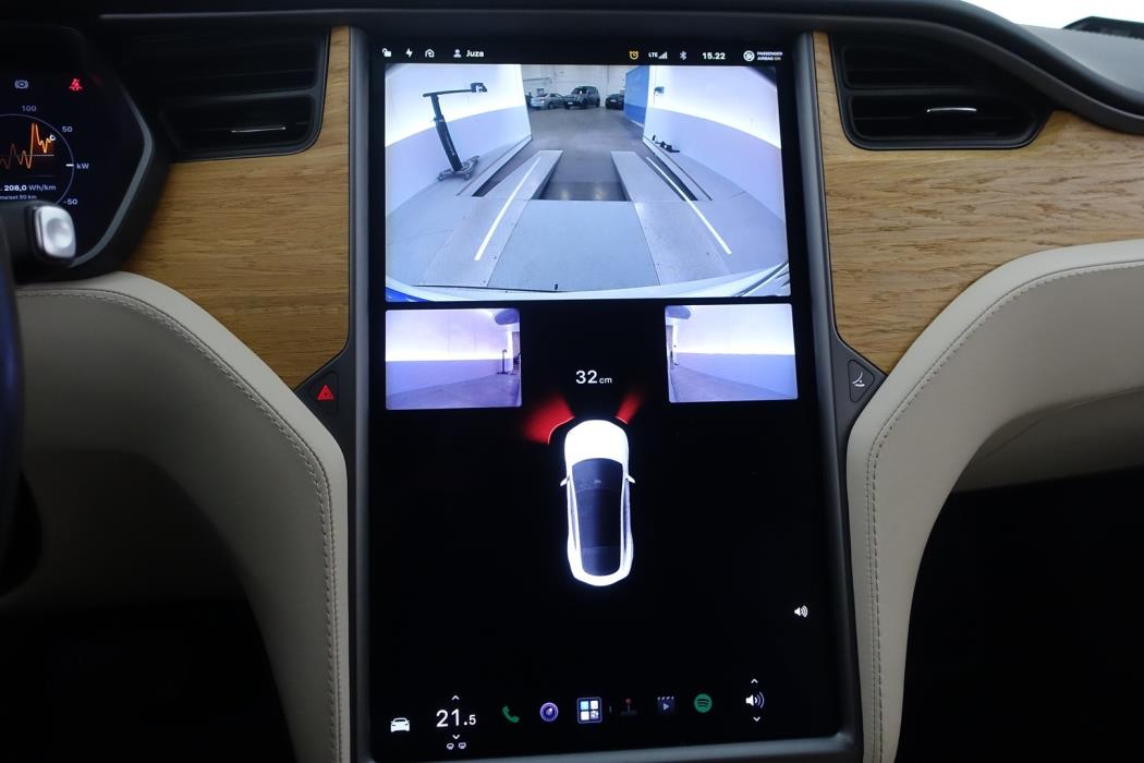 TESLA Model S 2018