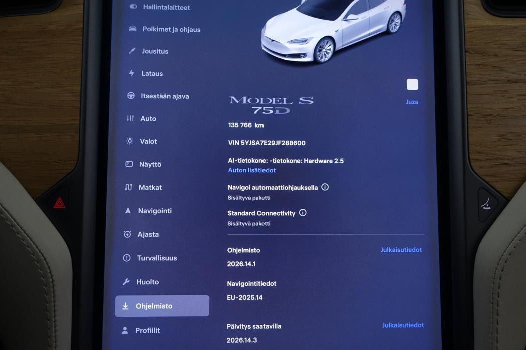TESLA Model S 2018