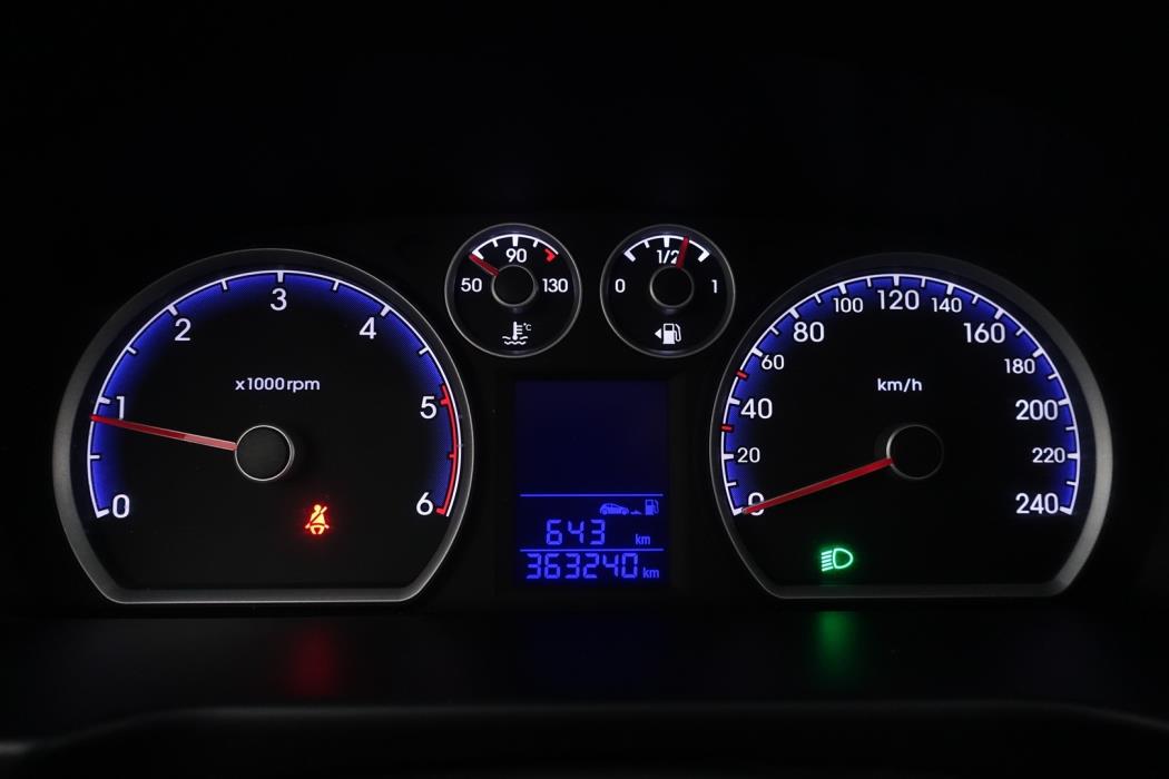 HYUNDAI i30 2010