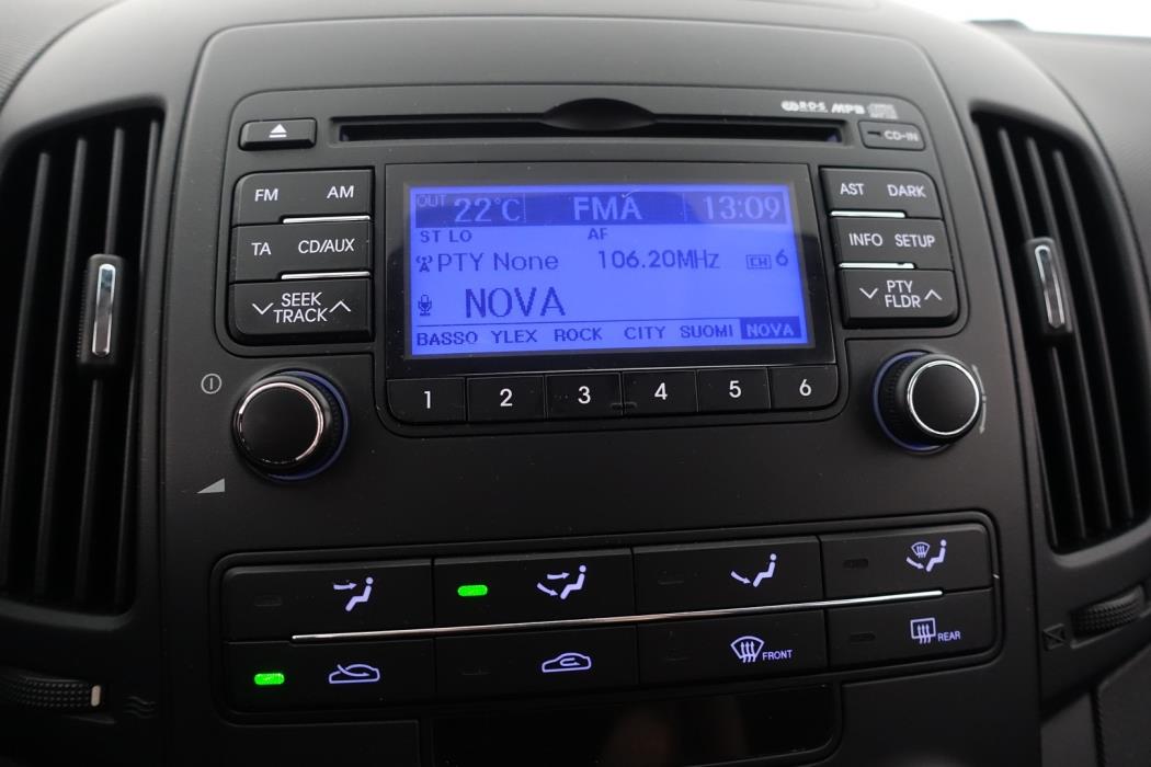 HYUNDAI i30 2010