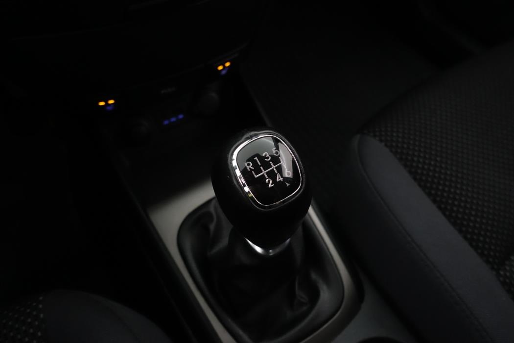 HYUNDAI i30 2010