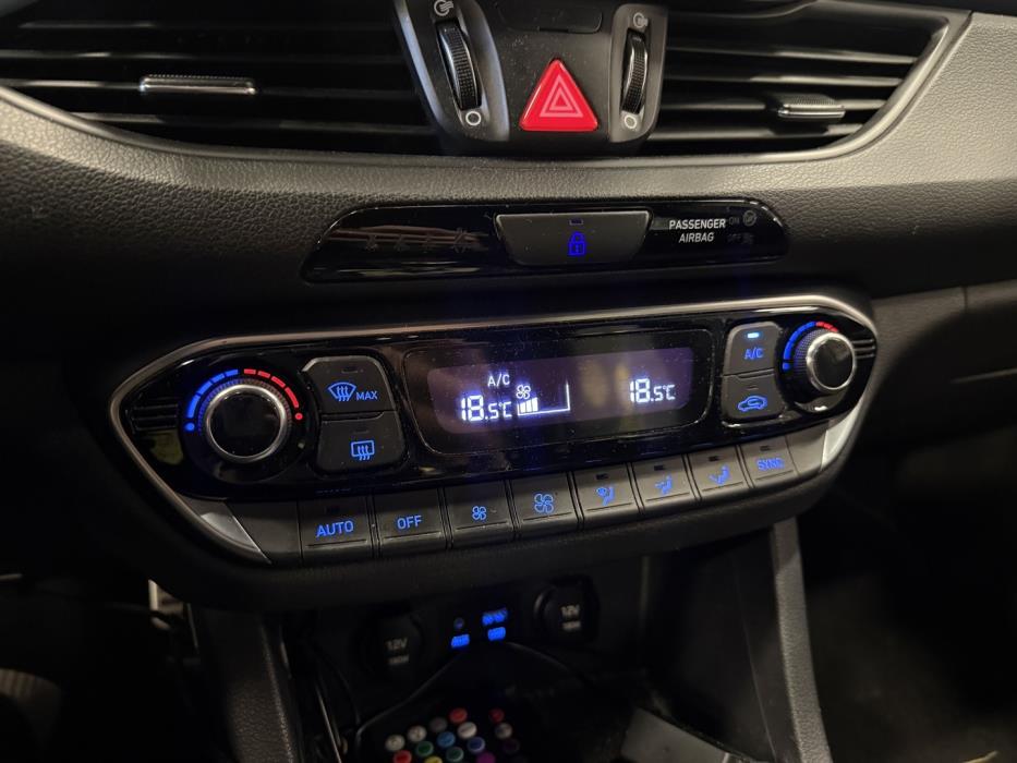 HYUNDAI i30 5d 2018