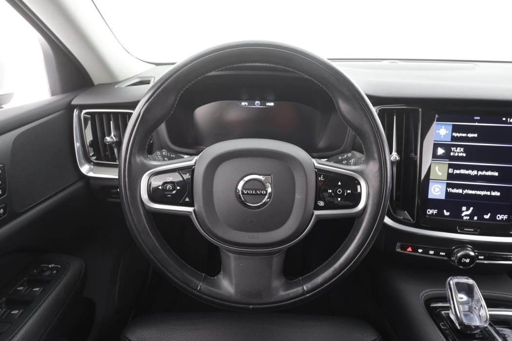 VOLVO V60 2022