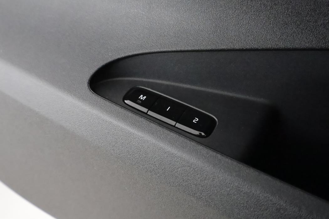 POLESTAR 2 2024
