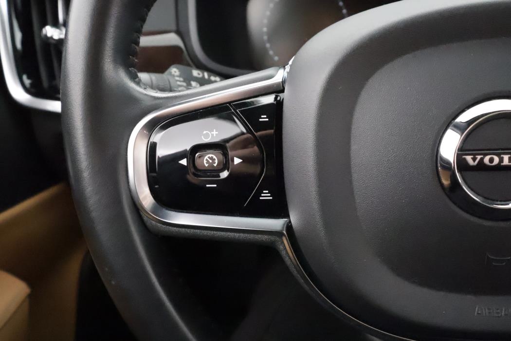 VOLVO S90 2019