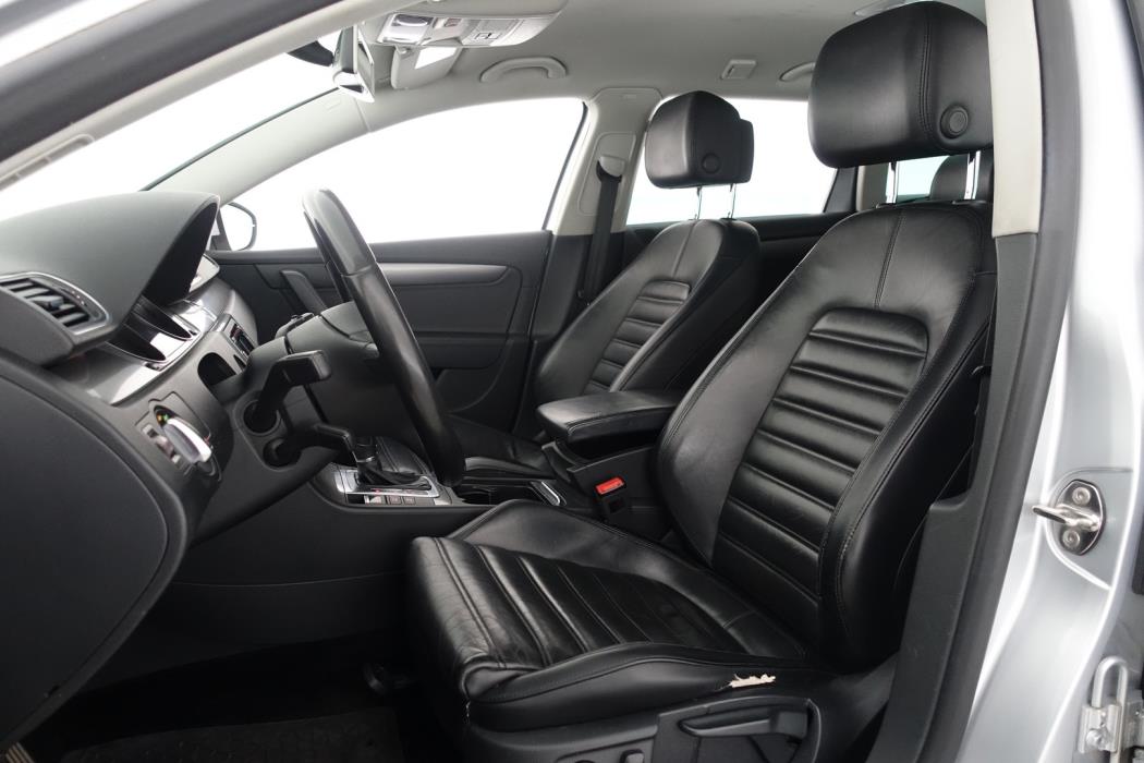 VOLKSWAGEN Passat 2013