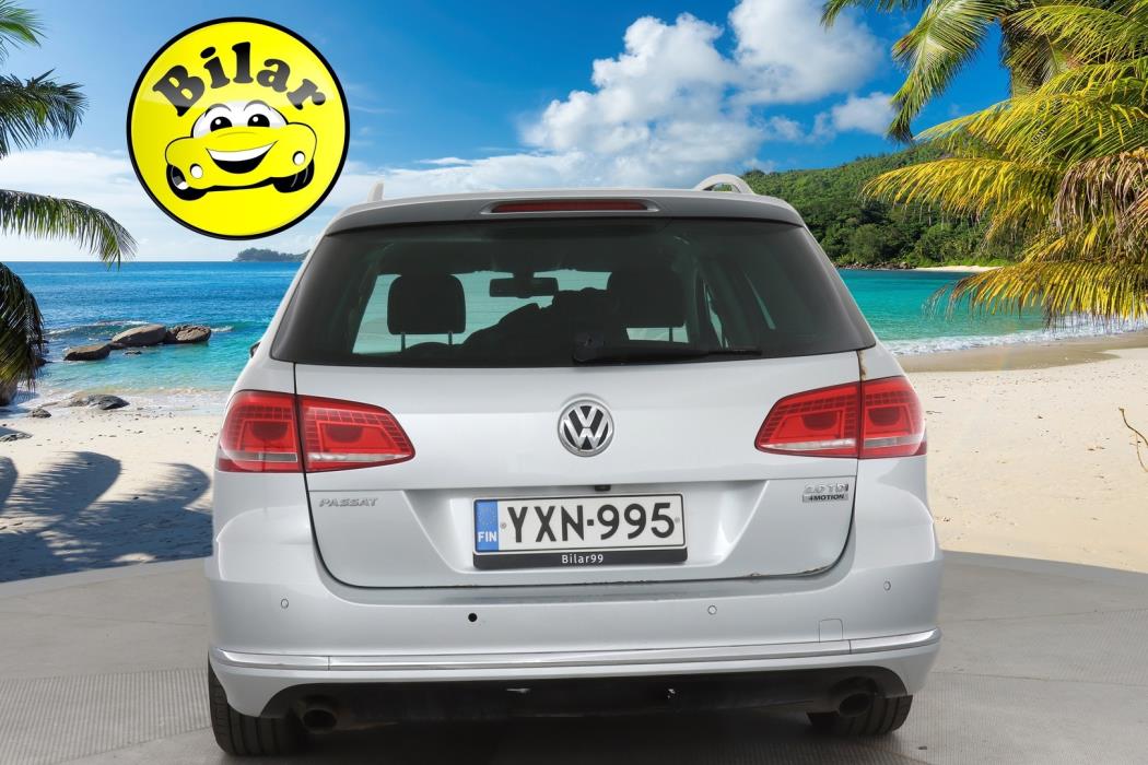 VOLKSWAGEN Passat 2013