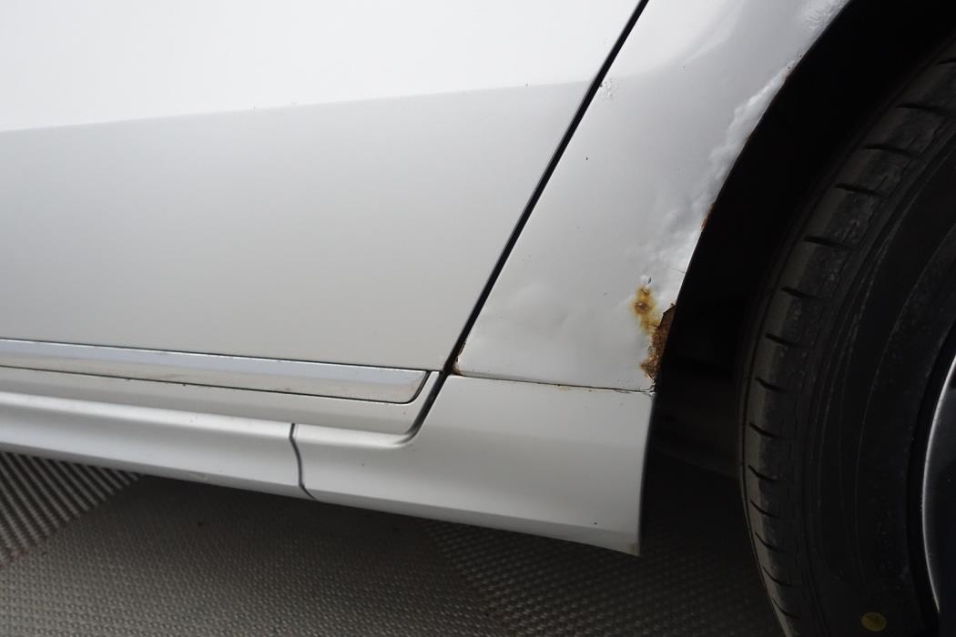 VOLKSWAGEN Passat 2013